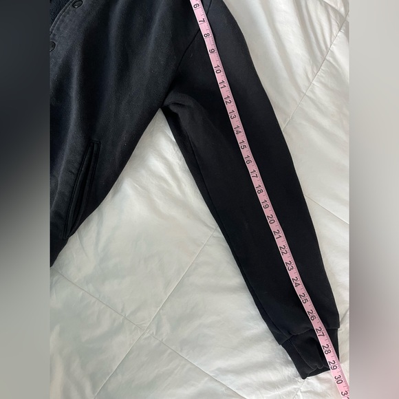 WOMENS BLACK NEW YORK OPEN CREWNECK - Picture 3 of 5